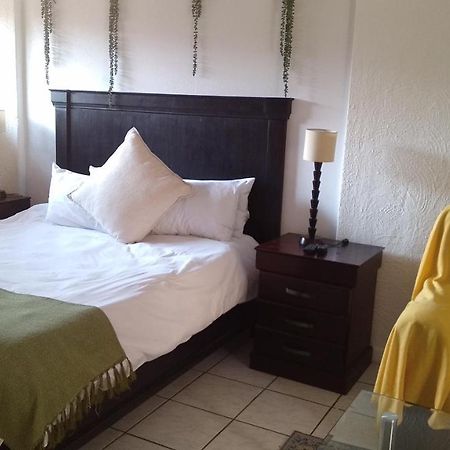 Self-Catering 1Bedr Cottage In Sandton With Free Wifi Johannesburg Luaran gambar