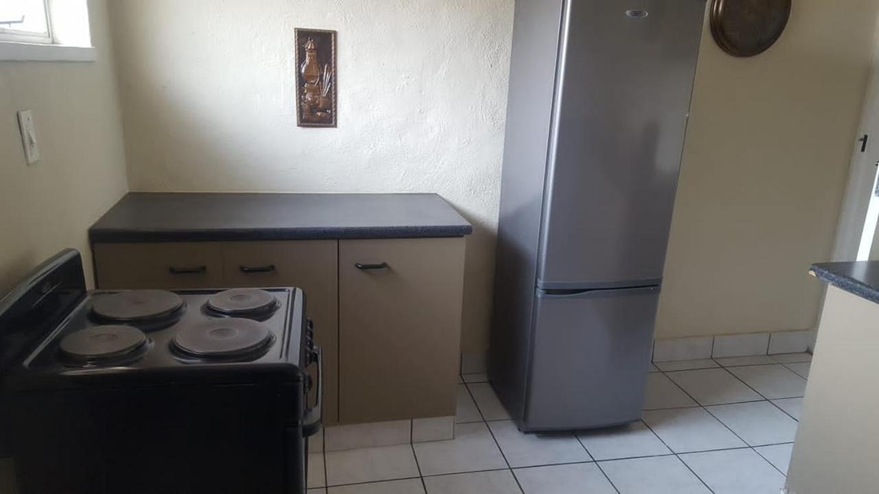 Self-Catering 1Bedr Cottage In Sandton With Free Wifi Johannesburg Luaran gambar